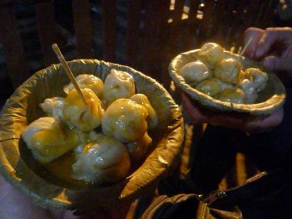 ネパールの定番料理モモ